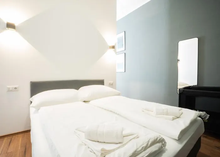 Lovely 2-Bedroom Apartment Next To Praterstern