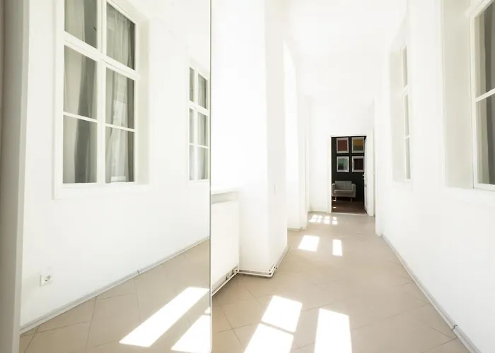 Lovely 2-Bedroom Apartment Next To Praterstern