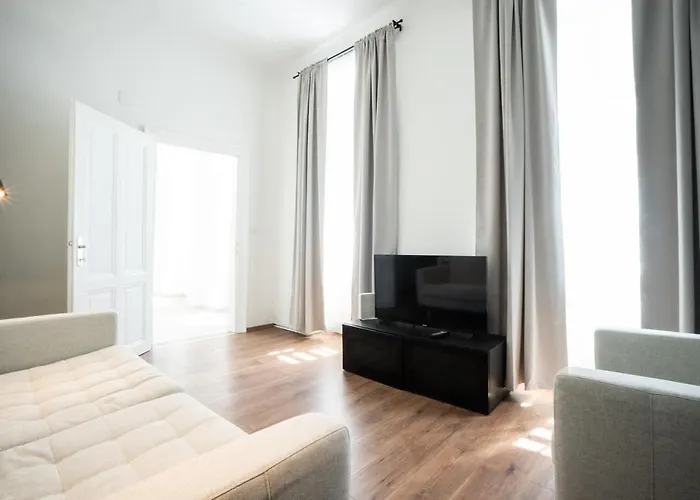 Lovely 2-Bedroom Apartment Next To Praterstern